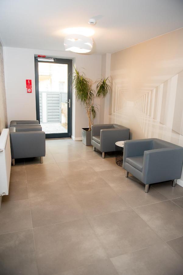 Aparthotel Geris Częstochowa Esterno foto
