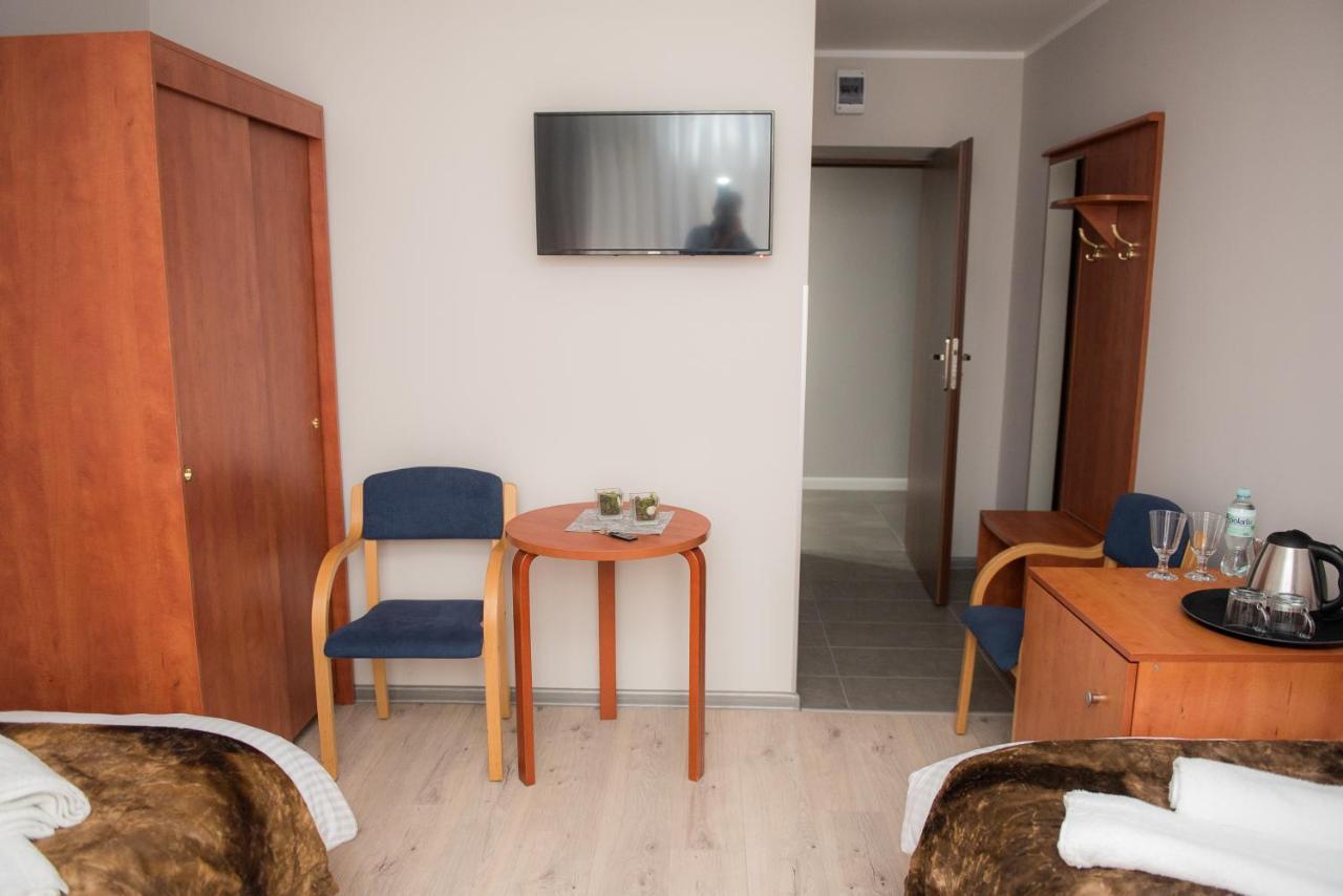 Aparthotel Geris Częstochowa Esterno foto