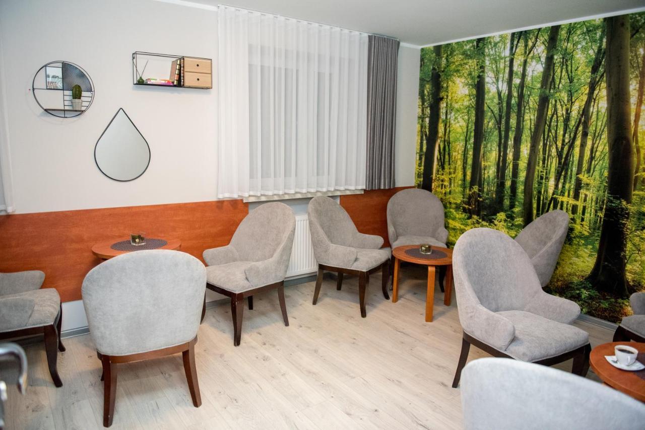 Aparthotel Geris Częstochowa Esterno foto