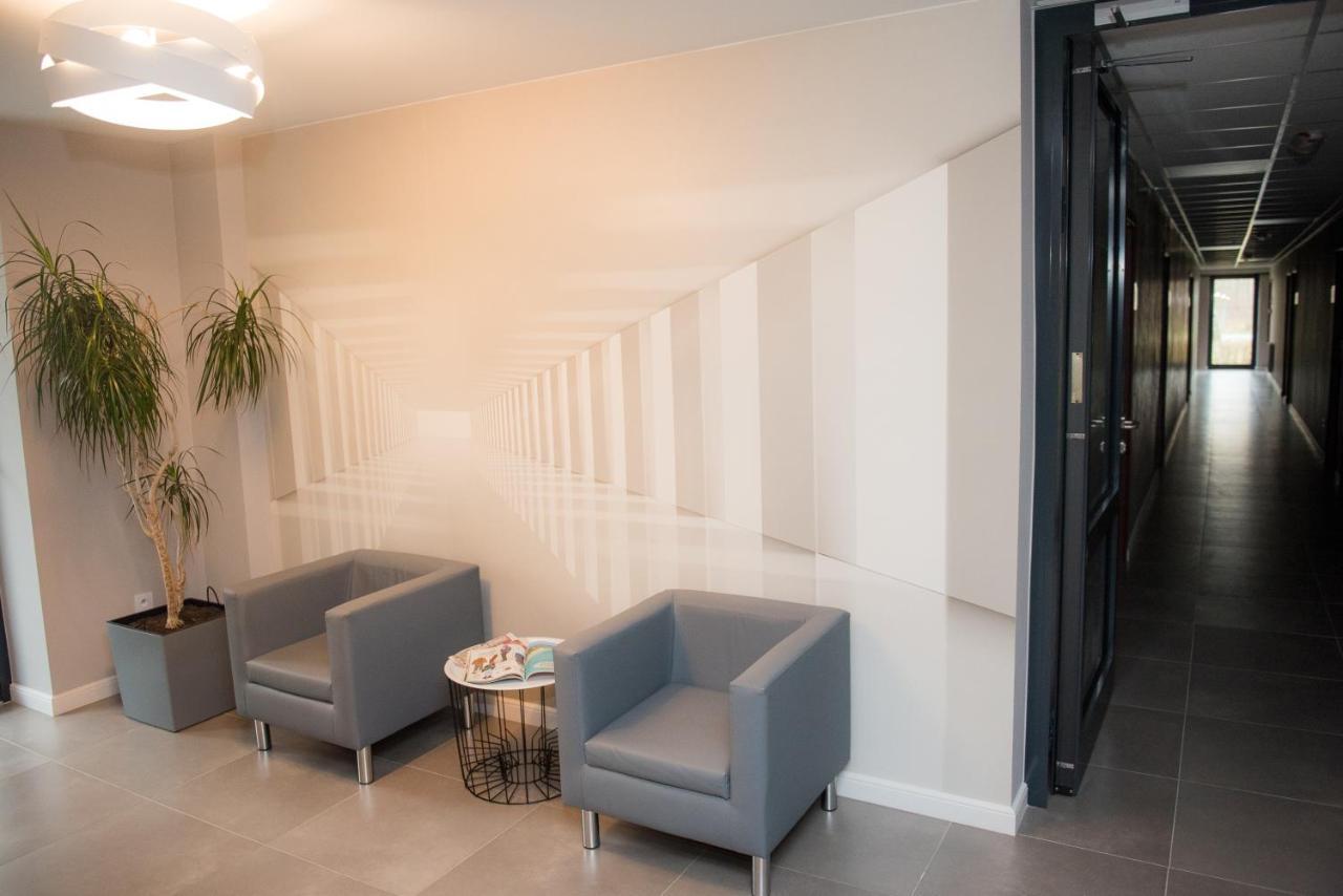 Aparthotel Geris Częstochowa Esterno foto